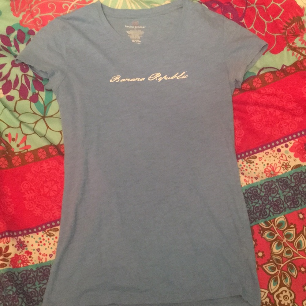 Banana republic tee